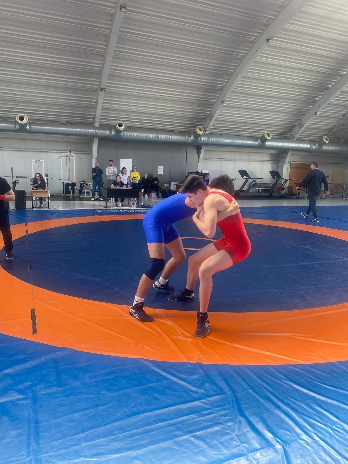 CSS Nr. 4 București, Organizeaza Zona Campionatului National Scolar Lupte Libere și Lupte Feminine – Pregătiri pentru Finala Campionatului Național Școlar -2024/2025
